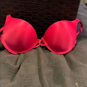 Bright pink bombshell bra